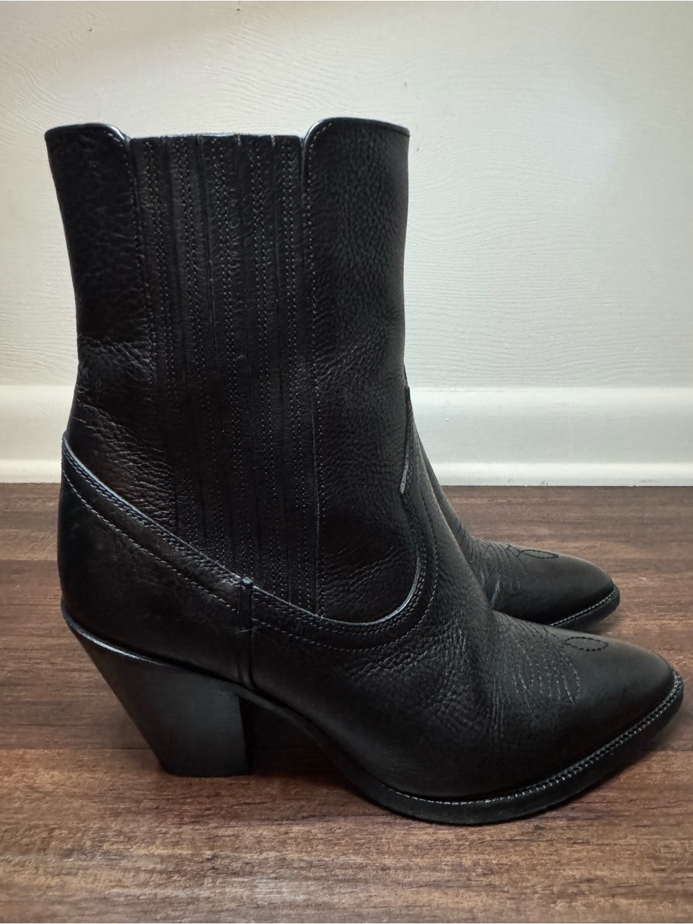 Polo Ralph Lauren Lowrey Black Leather Western Ankle Boots Size 8B - Picture 3 of 10